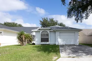 651 Lake Dexter Cir, Winter Haven, FL 33884 - Photo 1