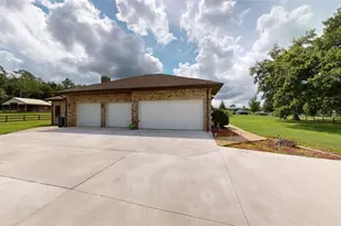 17210 Parrish Grove Rd, Dade City, FL 33523 - Photo 3