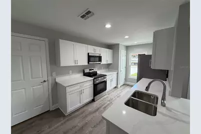 745 N 3rd St, Eagle Lake, FL 33839 - Photo 3