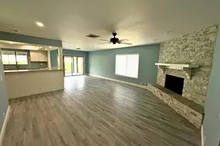 686 Augusta Rd, Winter Haven, FL 33884 - Photo 5