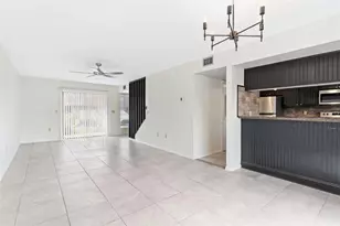 1836 N Crystal Lake Dr, Lakeland, FL 33801 - Photo 5
