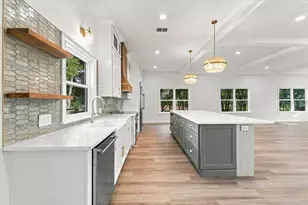 13 Bogey Dr, Winter Haven, FL 33881 - Photo 3