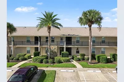 3621 Edgewater Drive #207, Sebring, FL 33872 - Photo 1