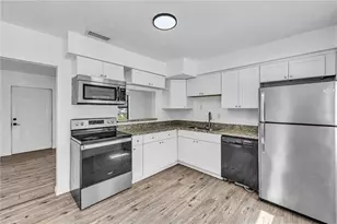 218 6th Jpv St, Winter Haven, FL 33880 - Photo 5