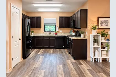 414 Miles Boulevard, Dundee, FL 33838 - Photo 9