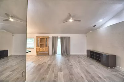 106 Harbor Way, Auburndale, FL 33823 - Photo 3
