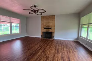 311 E Walnut St, Avon Park, FL 33825 - Photo 7