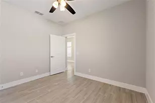 302 Elderberry Ct, Kissimmee, FL 34759 - Photo 17