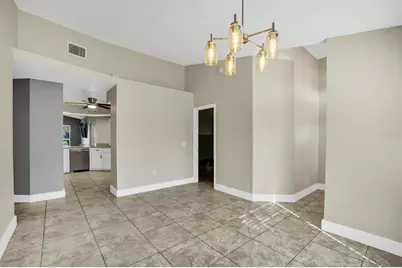 302 N Webb Road, Plant City, FL 33566 - Photo 9