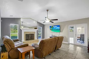 302 N Webb Rd, Plant City, FL 33566 - Photo 15