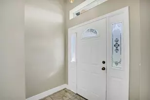 302 N Webb Rd, Plant City, FL 33566 - Photo 7