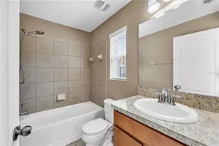 4019 Winding Vine Dr, Lakeland, FL 33812 - Photo 15