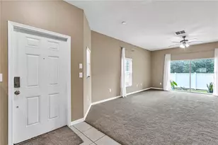 4019 Winding Vine Dr, Lakeland, FL 33812 - Photo 7