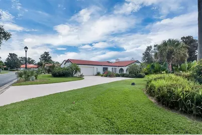 559 Clubhouse Drive, Lake Wales, FL 33898 - Photo 5