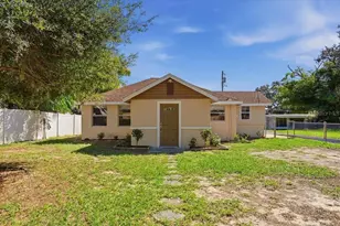 618 4th Street N, Lake Wales, FL 33853 - Photo 1