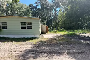4528 Meadowview Dr, Lakeland, FL 33810 - Photo 3
