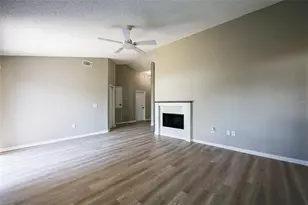 5351 St Lucia Dr, Lakeland, FL 33812 - Photo 5