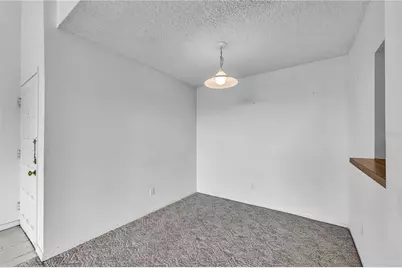 2050 San Marcos Drive SE #211, Winter Haven, FL 33880 - Photo 7