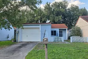 395 San Jose Dr, Winter Haven, FL 33884 - Photo 1