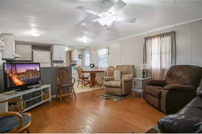 3208 Lakeview Drive, Haines City, FL 33844 - Photo 11