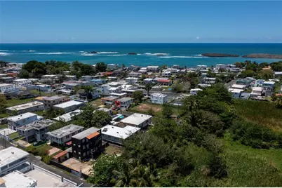 Condo. Entre Olas Carr. #686, Bo. Puerto Nuevo, Vega Baja, PR 00694 - Photo 19