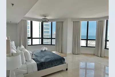 35 Av. Luis MuÃ‘oz Rivera #1202, San Juan, PR 00901 - Photo 33