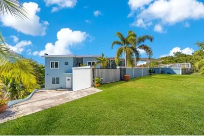 Villa Azul - Ensenada Carr 414, Rincon, PR 00677 - Photo 3