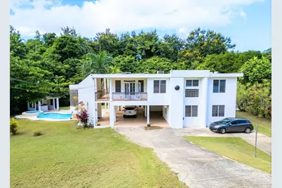 Cruces Carr 414 Km 3.5, Rincon, PR 00677 - Photo 1