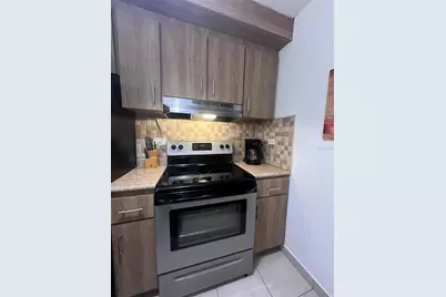 5349 Isla Verde Avenue #402, Carolina, PR 00979 - Photo 9