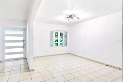 Estancias  Rio Hondo K19 Rio Botijas, Bayamon, PR 00961 - Photo 9