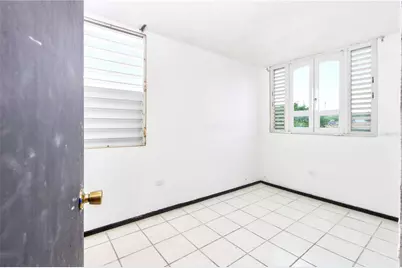 Estancias  Rio Hondo K19 Rio Botijas, Bayamon, PR 00961 - Photo 19