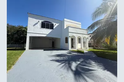 S12 Isaura Reyes Cerro Gordo, Vega Alta, PR 00692 - Photo 1