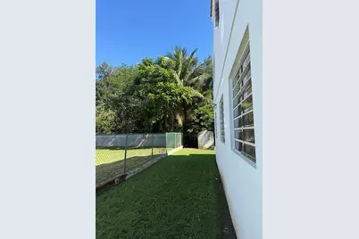 S12 Isaura Reyes Cerro Gordo, Vega Alta, PR 00692 - Photo 29