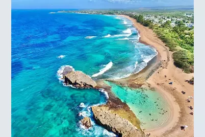 152 Calle San Juan, Arecibo, PR 00612 - Photo 3