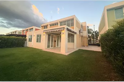 E22 Calle ComprensiÃ³n Urb. ParaÃso De Mayaguez, Mayaguez, PR 00680 - Photo 21