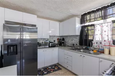 227B St.  Country Club #JW-D15, Carolina, PR 00985 - Photo 9