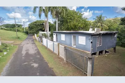 63 Sector Villa Borinquen, Vieques, PR 00765 - Photo 3