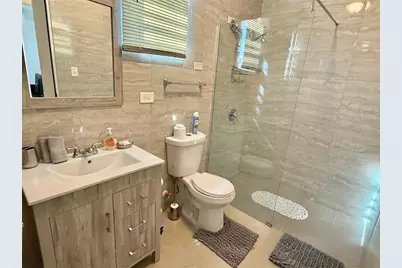 Carr 115 Km 8.7 Calle Hostos, Rincon, PR 00677 - Photo 15