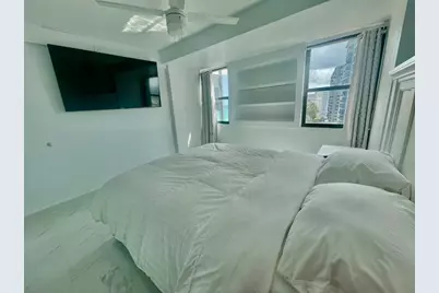 37 Ave. Isla Verde #703, Carolina, PR 00979 - Photo 5