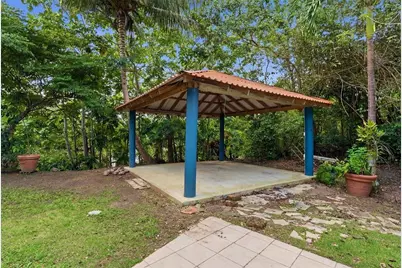 7 Carr 827 Km 1.0 Sector Los Llanos, Toa Alta, PR 00953 - Photo 29