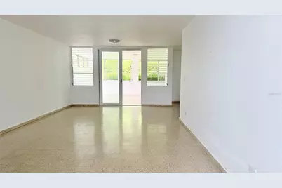 4-3 Paseo De La Alhambra, Guaynabo, PR 00966 - Photo 3