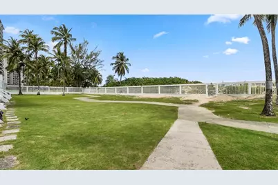 4837 Isla Verde Ave, Carolina, PR 00979 - Photo 19