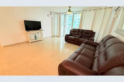 37 Ave. Isla Verde #1115, Carolina, PR 00979 - Photo 13
