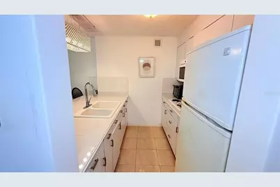 37 Ave. Isla Verde #1115, Carolina, PR 00979 - Photo 11