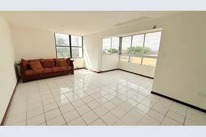 37 Isla Verde Ave. #203, Carolina, PR 00979 - Photo 9