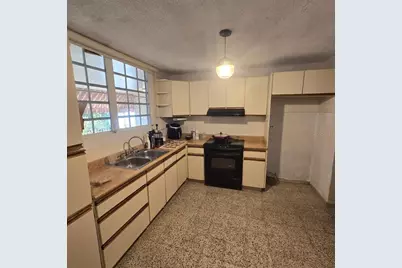 92 Levittown Lakes Calle Domingo Delgado, Toa Baja, PR 00949 - Photo 5