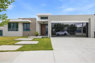 Urb Las Casonas Aranda, Guaynabo, PR 00966 - Photo 1