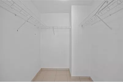576 Ave. Arterial B, Coliseum Tower #809, San Juan, PR 00918 - Photo 17