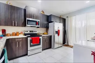 1452 SE 24th Ave, Homestead, FL 33035 - Photo 3