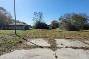 6012 Lorraine Rd, Bradenton, FL 34211 - Photo 1